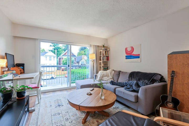 Photo 21 at 132-134 W 12th Avenue, Mount Pleasant VW, Vancouver West