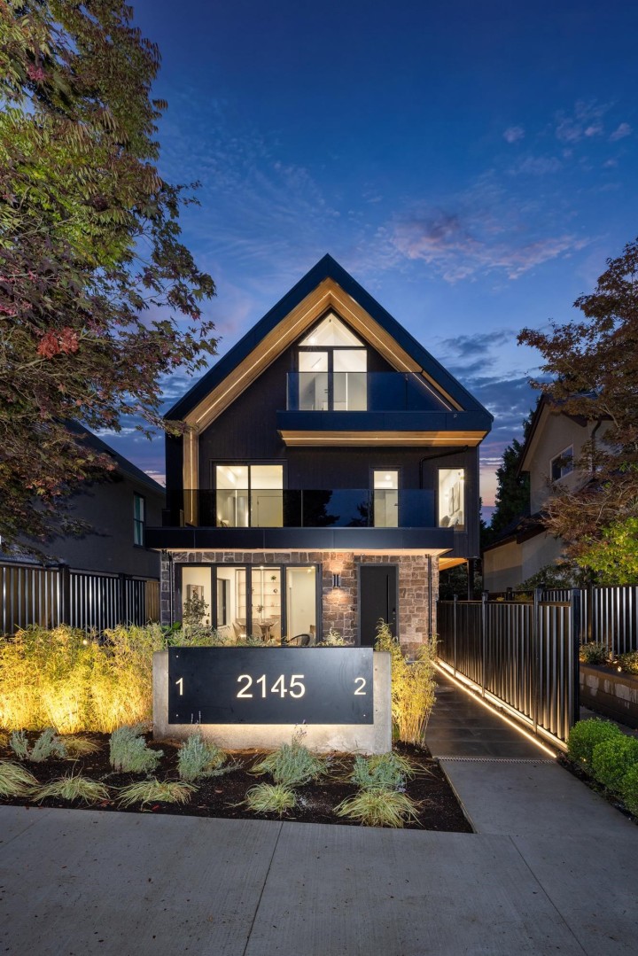 Photo 38 at 1 - 2145 Napier Street, Grandview Woodland, Vancouver East