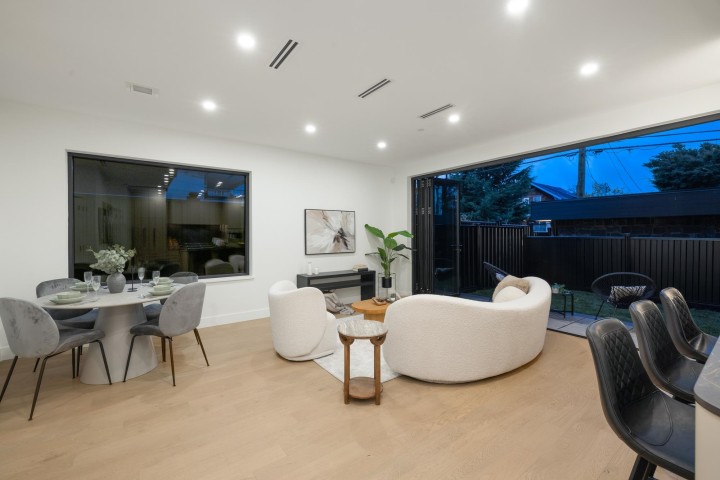Photo 7 at 2 - 2145 Napier Street, Grandview Woodland, Vancouver East