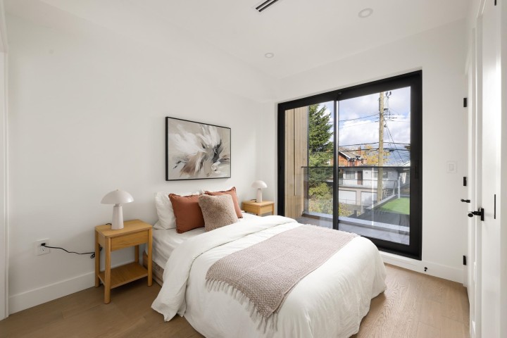 Photo 31 at 2 - 2145 Napier Street, Grandview Woodland, Vancouver East
