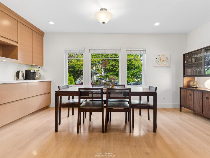 Photo 6 at 558 W 19th Avenue, Cambie, Vancouver West