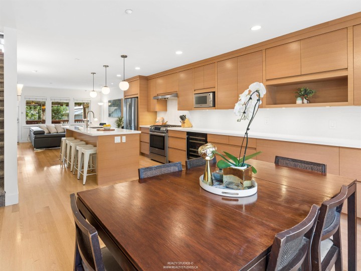 Photo 7 at 558 W 19th Avenue, Cambie, Vancouver West