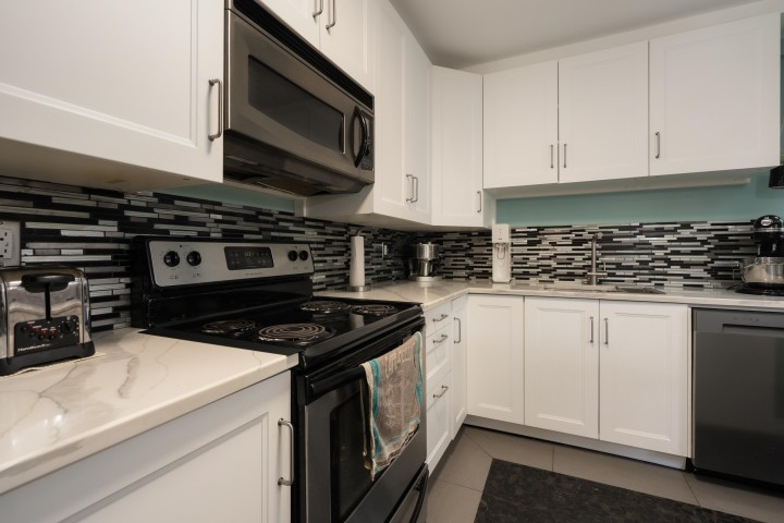 Photo 10 at 7355 Celista Drive, Champlain Heights, Vancouver East