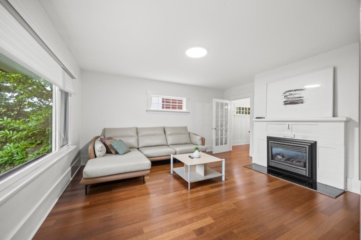 Photo 3 at 3276 W 21st Avenue, Dunbar, Vancouver West