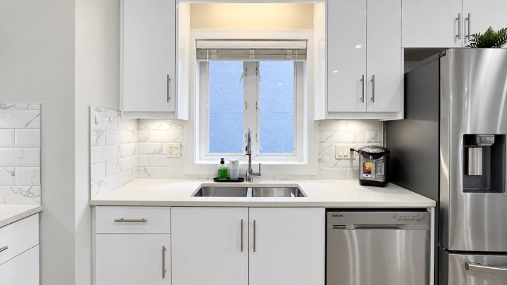 Photo 15 at 4985 Moss Street, Collingwood VE, Vancouver East
