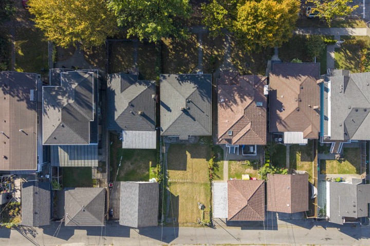 Photo 33 at 1060 Kelowna Street, Renfrew VE, Vancouver East