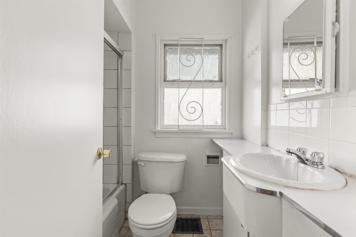 Photo 21 at 1060 Kelowna Street, Renfrew VE, Vancouver East
