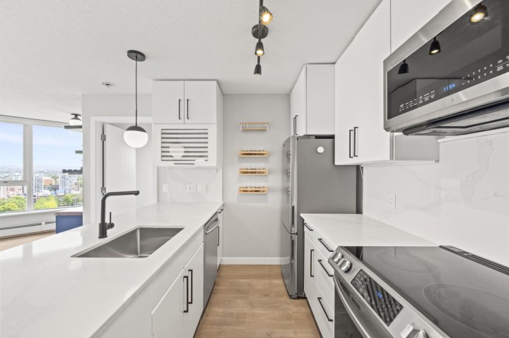Photo 6 at 2202 - 689 Abbott Street, Downtown VW, Vancouver West