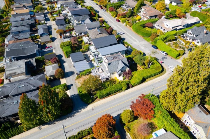 Photo 40 at 1104 Esquimalt Avenue, Ambleside, West Vancouver