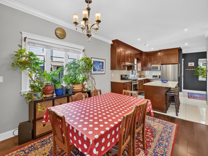 Photo 7 at 5502 Dundee Street, Collingwood VE, Vancouver East
