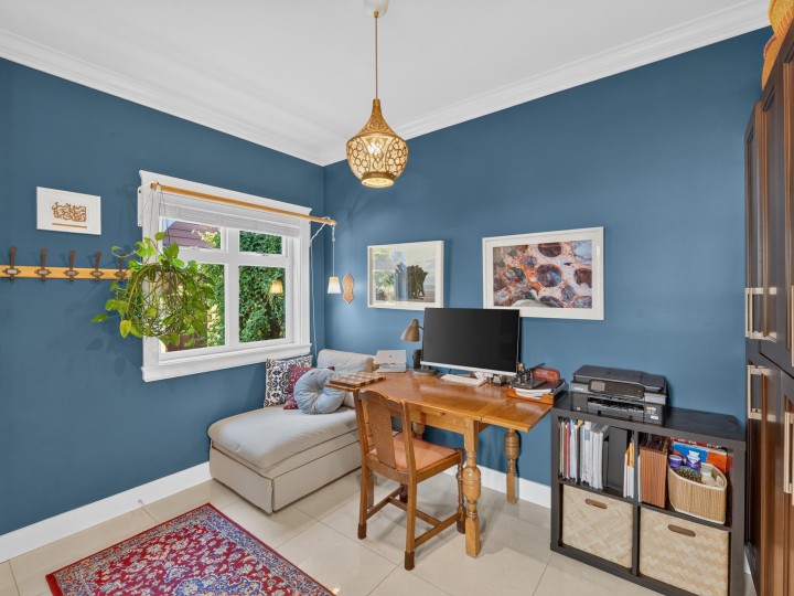 Photo 11 at 5502 Dundee Street, Collingwood VE, Vancouver East
