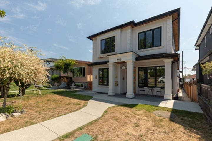 Photo 1 at 1342 E 60th Avenue, South Vancouver, Vancouver East