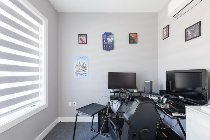 Photo 14 at 1342 E 60th Avenue, South Vancouver, Vancouver East