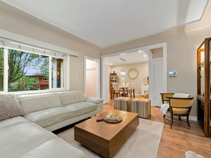 Photo 2 at 320 E 32nd Avenue, Main, Vancouver East