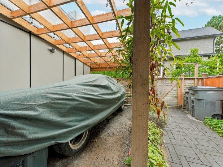 Photo 33 at 320 E 32nd Avenue, Main, Vancouver East
