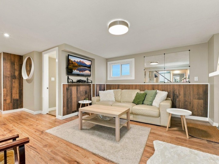 Photo 14 at 320 E 32nd Avenue, Main, Vancouver East