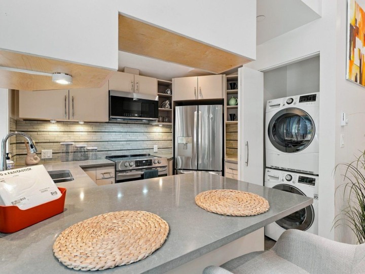 Photo 29 at 320 E 32nd Avenue, Main, Vancouver East