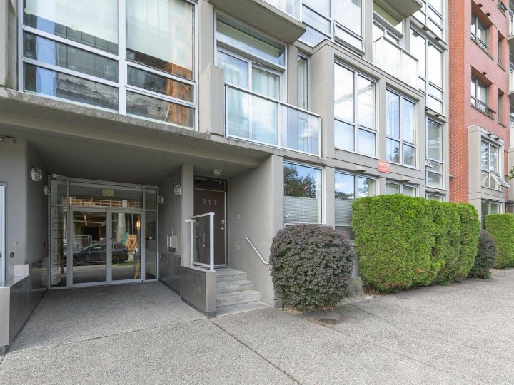 Photo 2 at 306 - 919 Station Street, Strathcona, Vancouver East