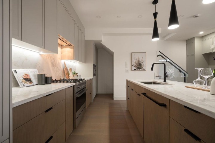 Photo 2 at 1 - 2282 E 8th Avenue, Grandview Woodland, Vancouver East