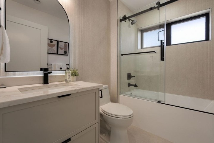 Photo 25 at 1 - 2282 E 8th Avenue, Grandview Woodland, Vancouver East