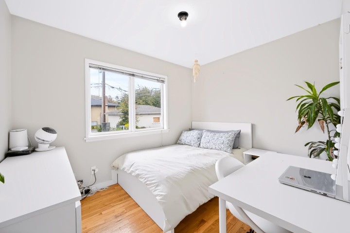 Photo 12 at 1685 E 55th Avenue, Fraserview VE, Vancouver East