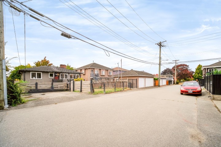 Photo 29 at 1685 E 55th Avenue, Fraserview VE, Vancouver East