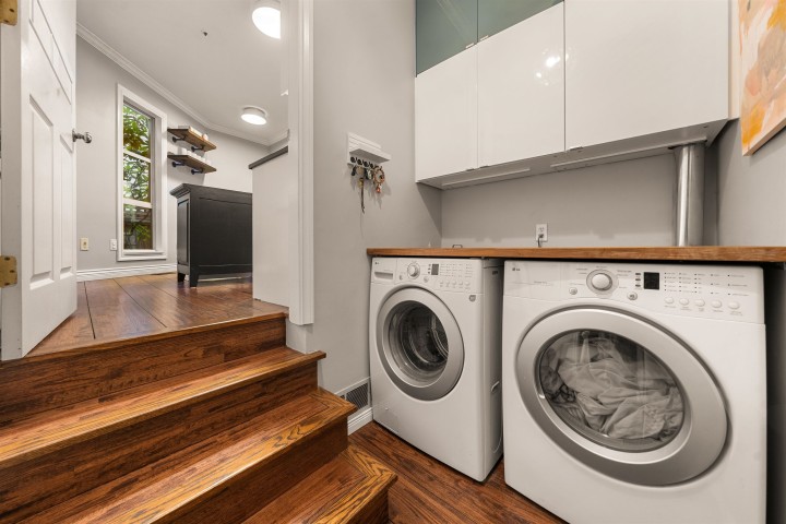 Photo 16 at 709 Prior Street, Strathcona, Vancouver East