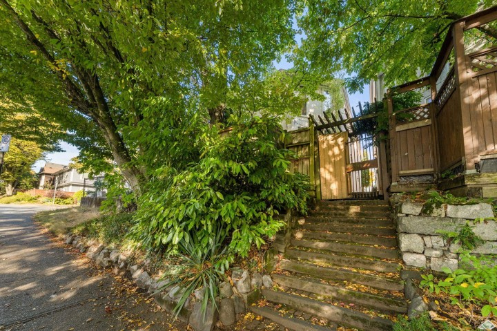 Photo 31 at 709 Prior Street, Strathcona, Vancouver East
