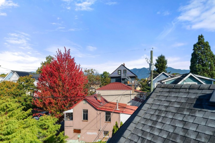 Photo 29 at 709 Prior Street, Strathcona, Vancouver East