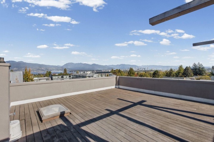 Photo 20 at 102 - 3349 Dunbar Street, Dunbar, Vancouver West