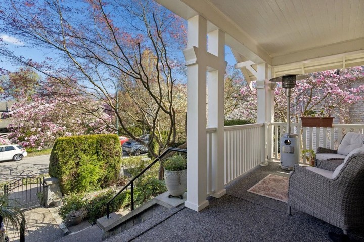 Photo 2 at 1956 W 14 Avenue, Kitsilano, Vancouver West