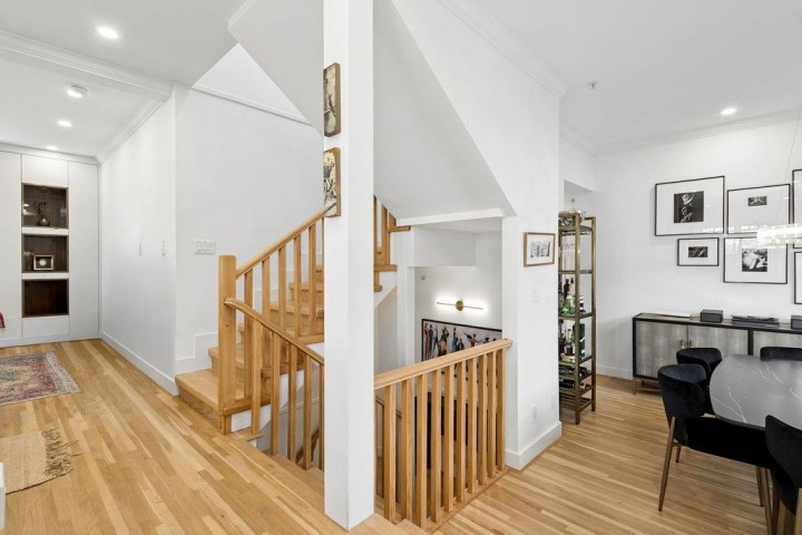 Photo 13 at 1956 W 14 Avenue, Kitsilano, Vancouver West