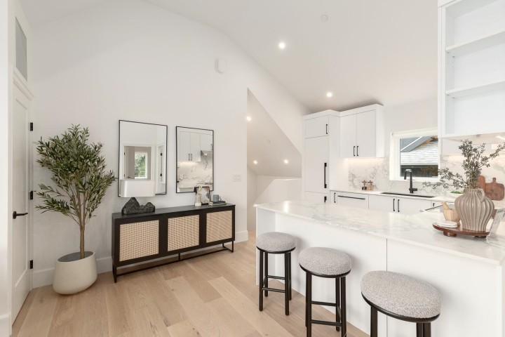 Photo 8 at 849 E 19th Avenue, Fraser VE, Vancouver East