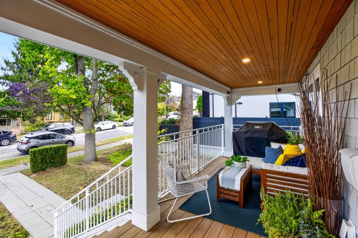 Photo 3 at 1444 E 30th Avenue, Knight, Vancouver East