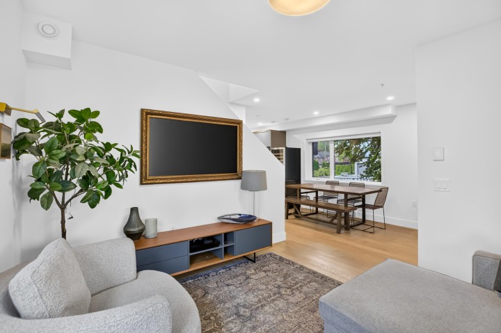 Photo 8 at 1444 E 30th Avenue, Knight, Vancouver East