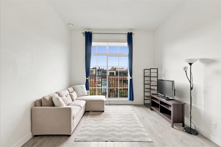 Photo 3 at 401 - 2141 E Hastings Street, Hastings, Vancouver East
