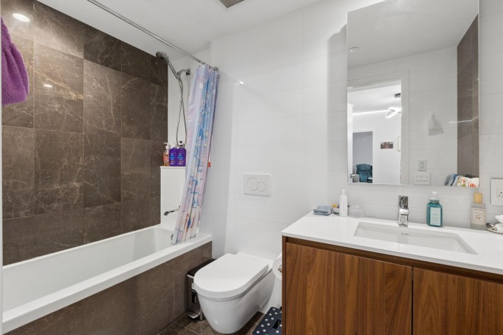 Photo 15 at 203 - 7428 Alberta Street, South Cambie, Vancouver West