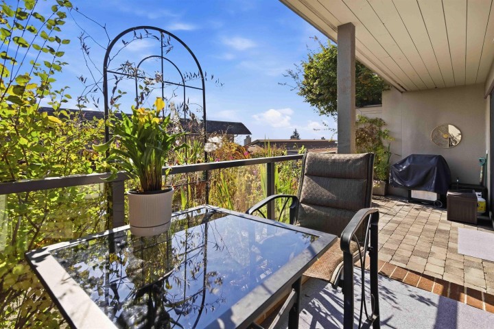 Photo 22 at 22 - 2214 Folkestone Way, Panorama Village, West Vancouver