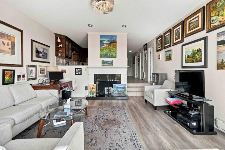 Photo 7 at 22 - 2214 Folkestone Way, Panorama Village, West Vancouver