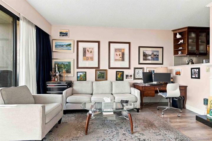 Photo 8 at 22 - 2214 Folkestone Way, Panorama Village, West Vancouver