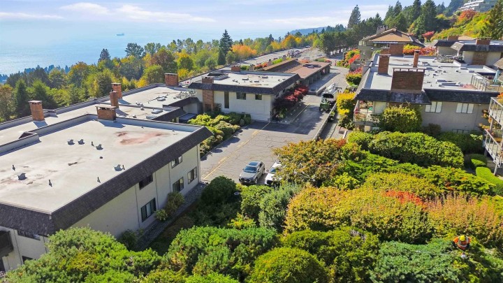 Photo 25 at 22 - 2214 Folkestone Way, Panorama Village, West Vancouver