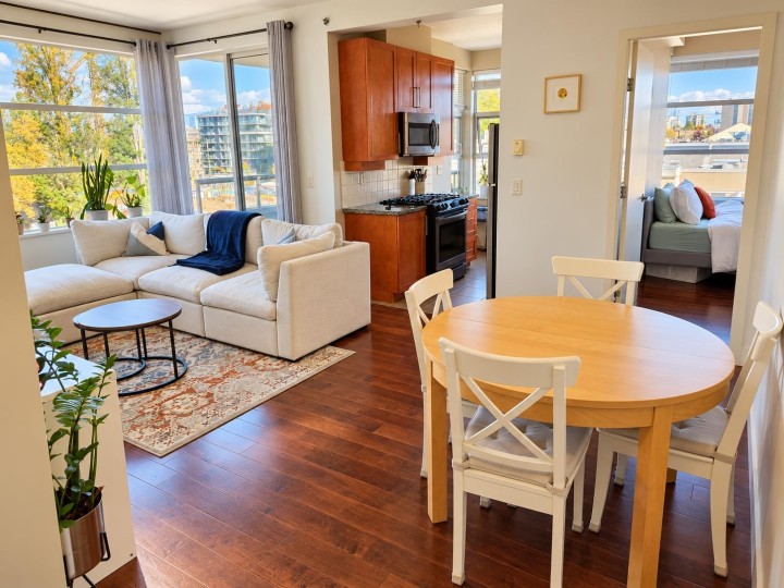 Photo 5 at 612 - 2655 Cranberry Drive, Kitsilano, Vancouver West
