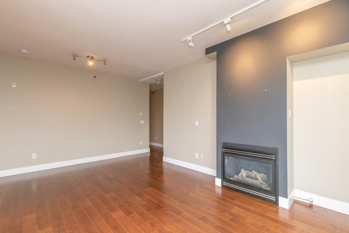 Photo 11 at 612 - 2655 Cranberry Drive, Kitsilano, Vancouver West