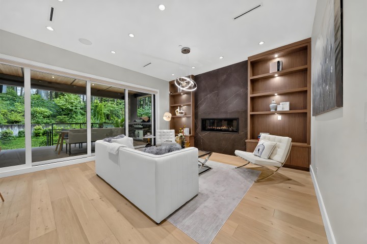 Photo 2 at 31 Glenmore Drive, Glenmore, West Vancouver