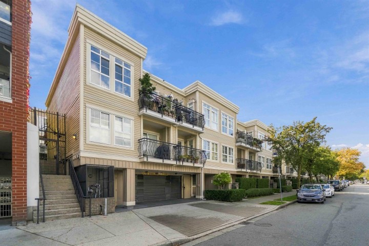 Photo 2 at 319 - 678 W 7th Avenue, Fairview VW, Vancouver West