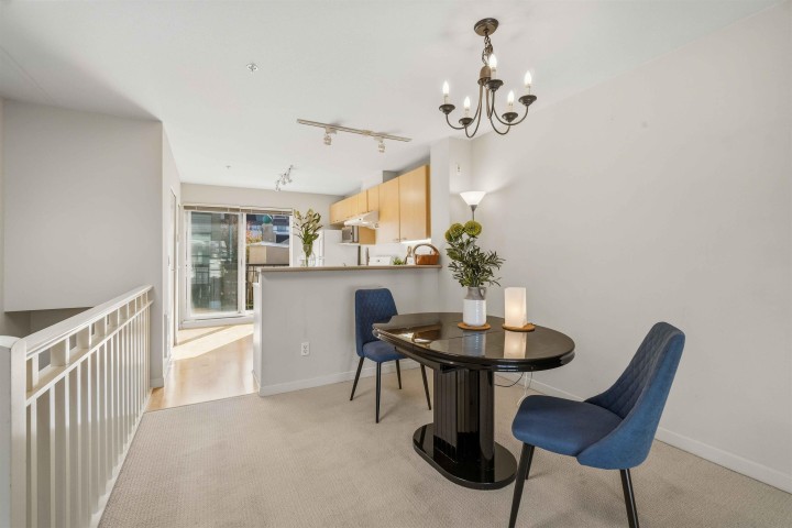 Photo 12 at 319 - 678 W 7th Avenue, Fairview VW, Vancouver West