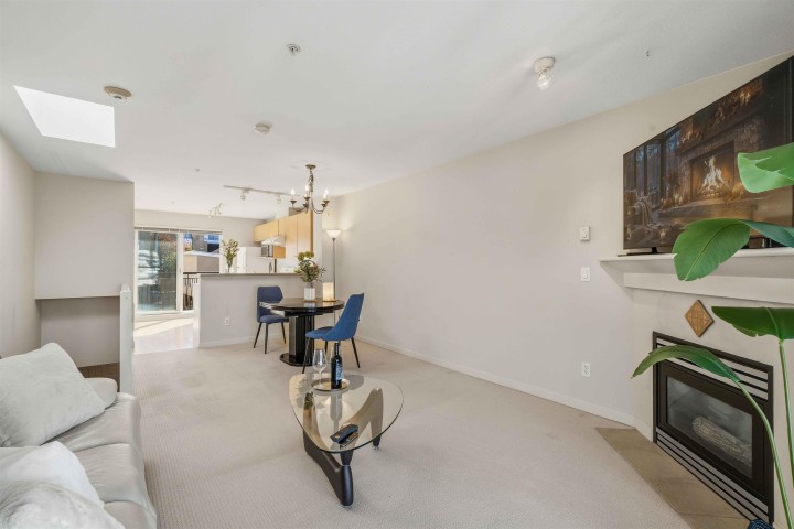 Photo 10 at 319 - 678 W 7th Avenue, Fairview VW, Vancouver West