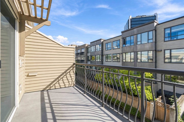 Photo 18 at 319 - 678 W 7th Avenue, Fairview VW, Vancouver West