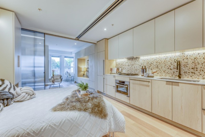 Photo 6 at 512 - 2471 St. George Street, Mount Pleasant VE, Vancouver East