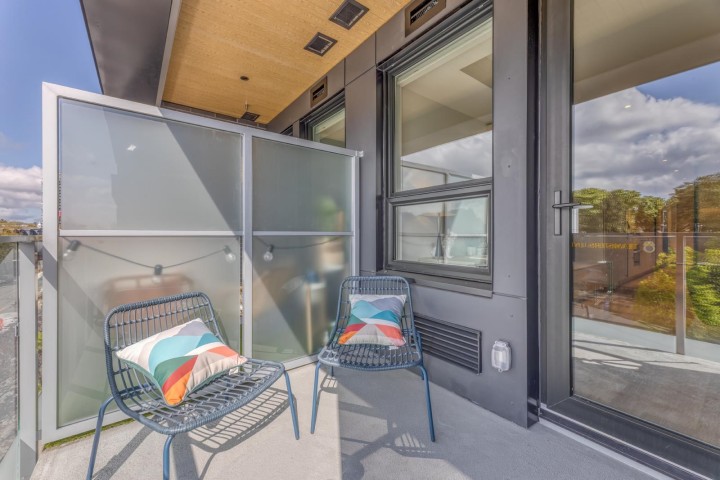 Photo 22 at 512 - 2471 St. George Street, Mount Pleasant VE, Vancouver East